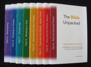 Image of the booklets in the free Intermediate Bible studies series.
